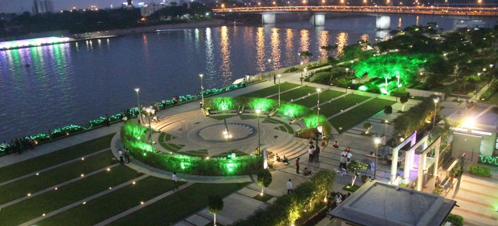 The Weekend Leader - Modi's pet project Sabarmati Riverfront not a flowing river: Gujarat HC task force
